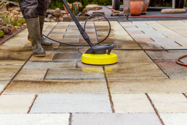 Best Pool Deck Cleaning  in Mineralwells, WV